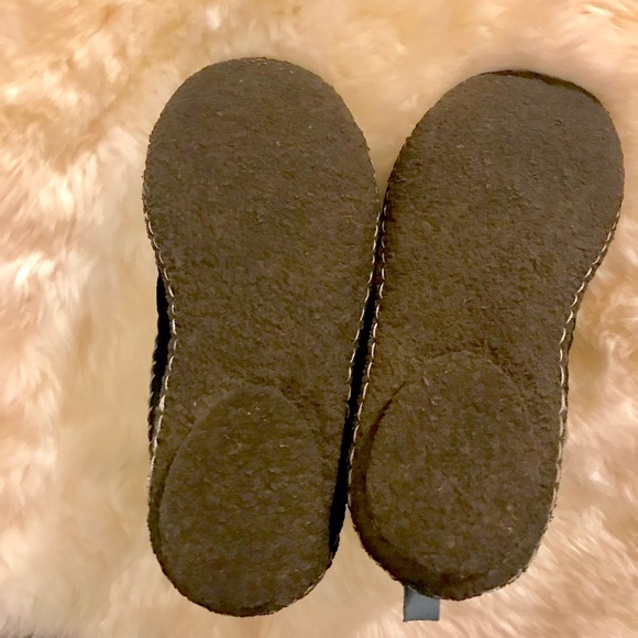 SOREL Boots - Like New - Picture 3 of 8